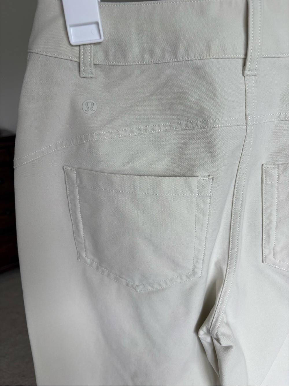 lululemon athletica Off-White/Light Cream Stretch Pants - Picture 2 of 5